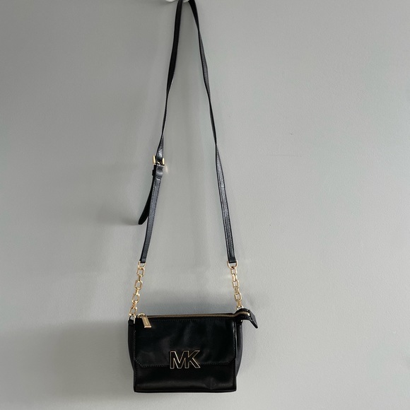 Michael Kors Handbags - Michael Kors Bag